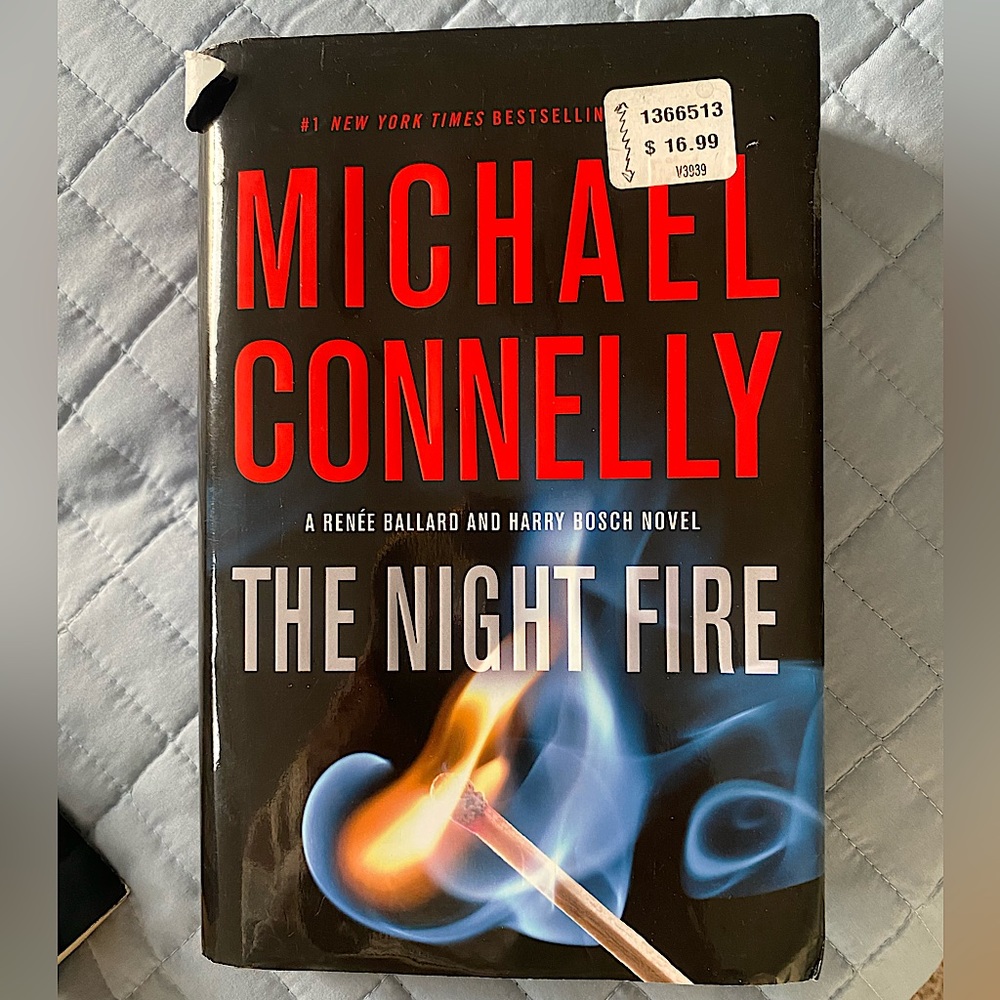 Book: Michael Connelly hardcover “The Night Fire”